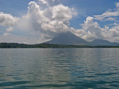  Lake Arenal